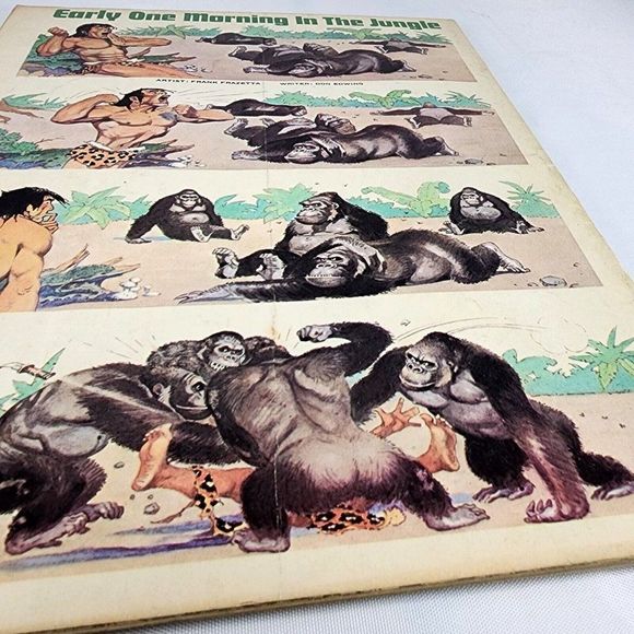 Mad Magazine Issue #106 October 1966 Alfred Skydiver EC Norman Mingo Cover Rare - Picture 3 of 6